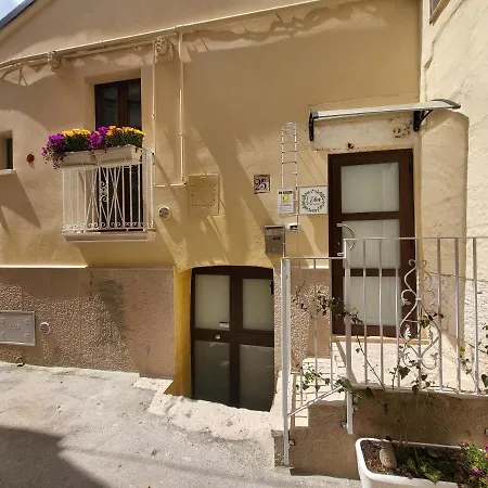 Bed & Breakfast L'edera 3*